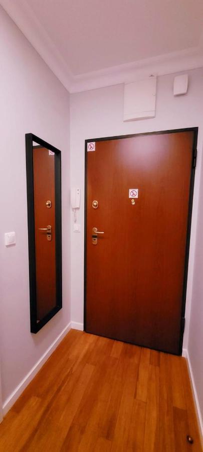 Homecomfort Atlantic Room Varsovia Exterior foto